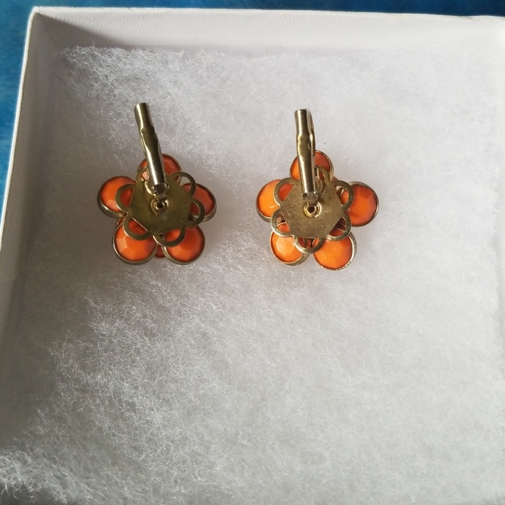 Earrings - Picture 2 of 2